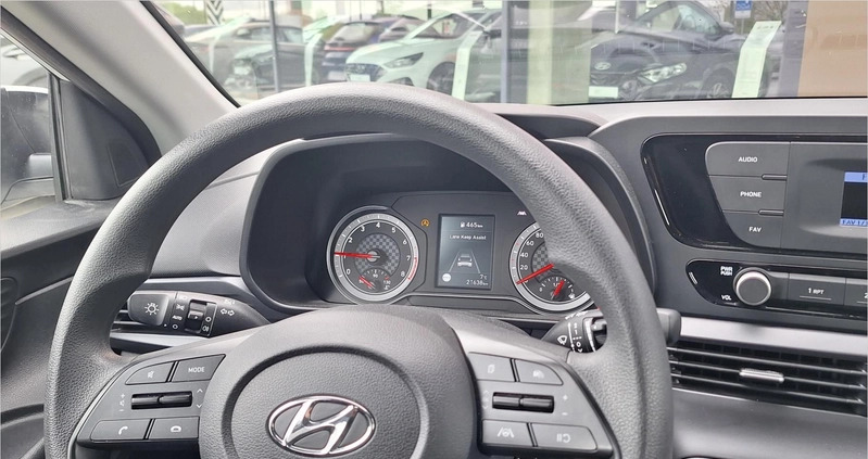 Hyundai i20 cena 64700 przebieg: 21638, rok produkcji 2022 z Pieniężno małe 137